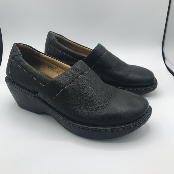 Born Black Leather Toby Wedge Heel Slider Clogs - Picture 1 of 7